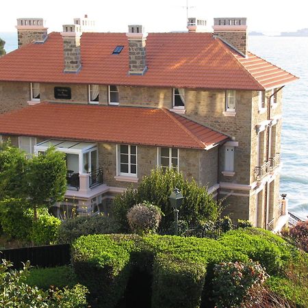Hotel Villa Reine Hortense ディナール エクステリア 写真