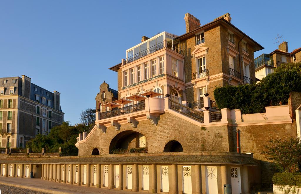 Hotel Villa Reine Hortense ディナール エクステリア 写真