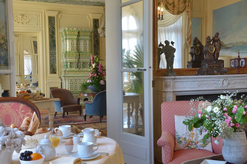 Hotel Villa Reine Hortense ディナール エクステリア 写真