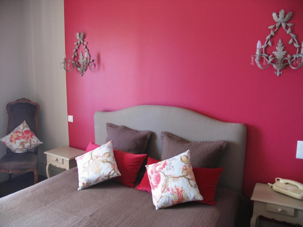 Hotel Villa Reine Hortense ディナール 部屋 写真
